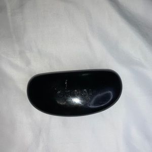 BLACK GUCCI GLASSES CASE